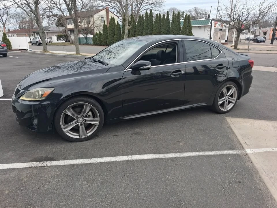 2011 Lexus IS 2nd Gen - Image 3 of 5
