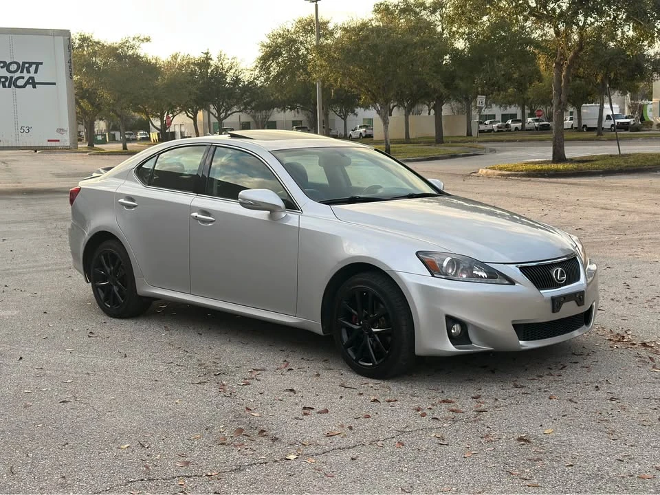 2011 Lexus IS 2nd Gen - Image 3 of 19