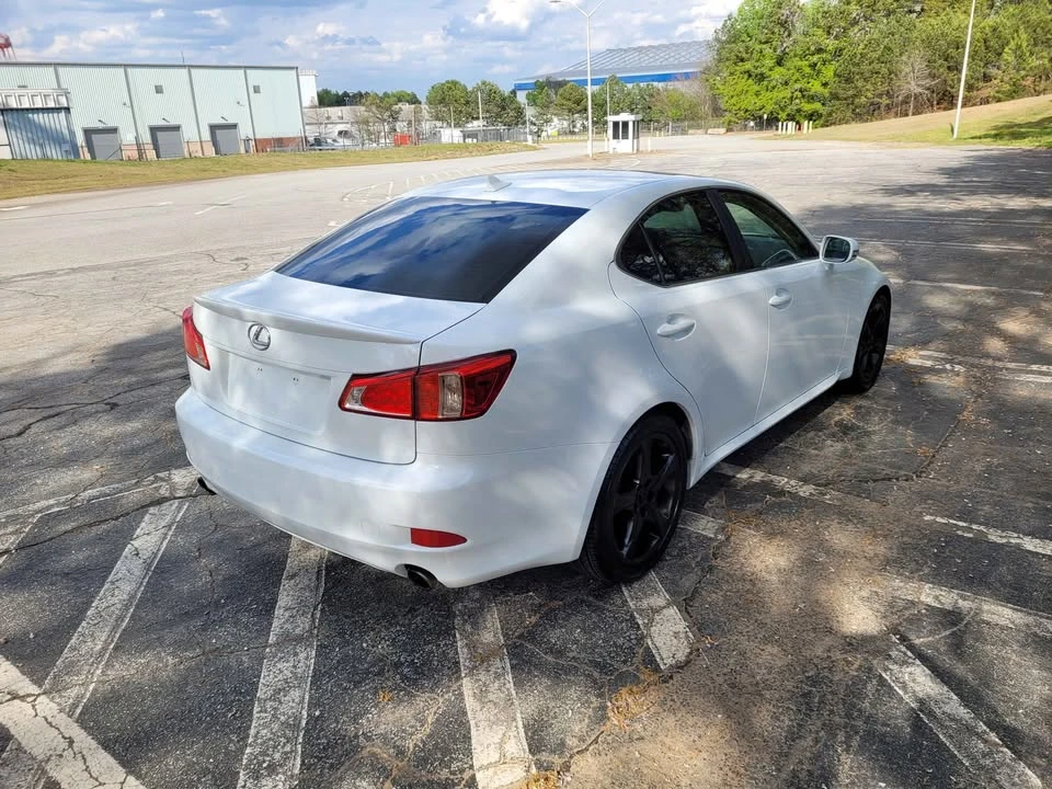 2011 Lexus IS 2nd Gen - Image 8 of 15