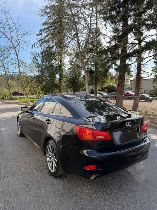 2011 Lexus IS 2nd Gen - Image 3 of 13