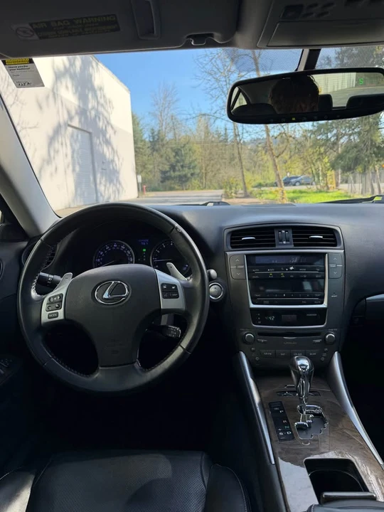 2011 Lexus IS 2nd Gen - Image 7 of 13