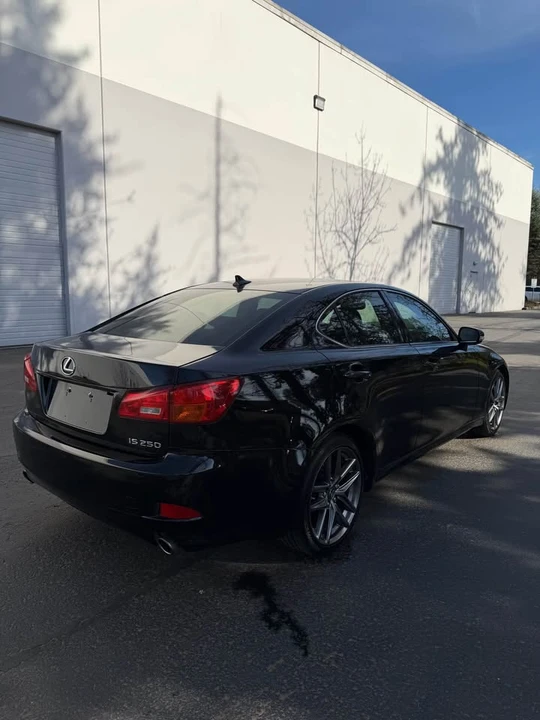 2011 Lexus IS 2nd Gen - Image 5 of 13