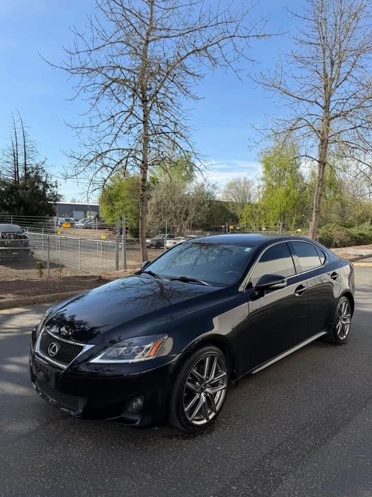 2011 Lexus IS 2nd Gen - Image 2 of 13