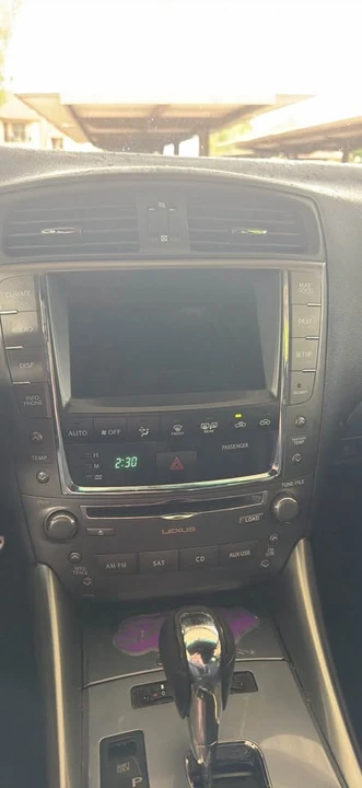2011 Lexus IS 2nd Gen - Image 15 of 19