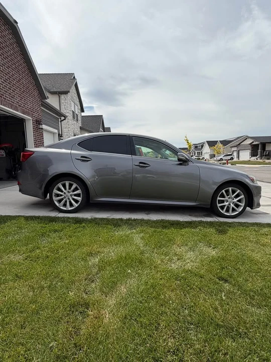 2011 Lexus IS 2nd Gen - Image 2 of 9