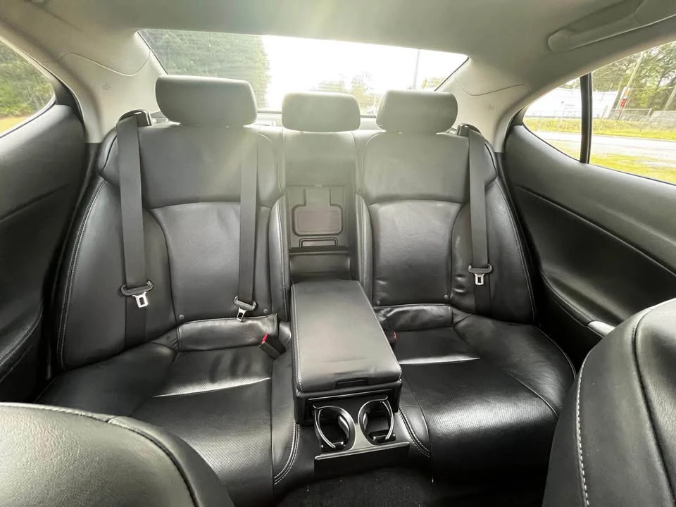 2011 Lexus IS 2nd Gen - Image 15 of 20