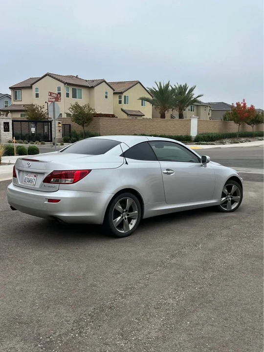 2011 Lexus IS 2nd Gen - Image 13 of 15