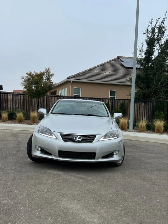 2011 Lexus IS 2nd Gen - Image 2 of 15