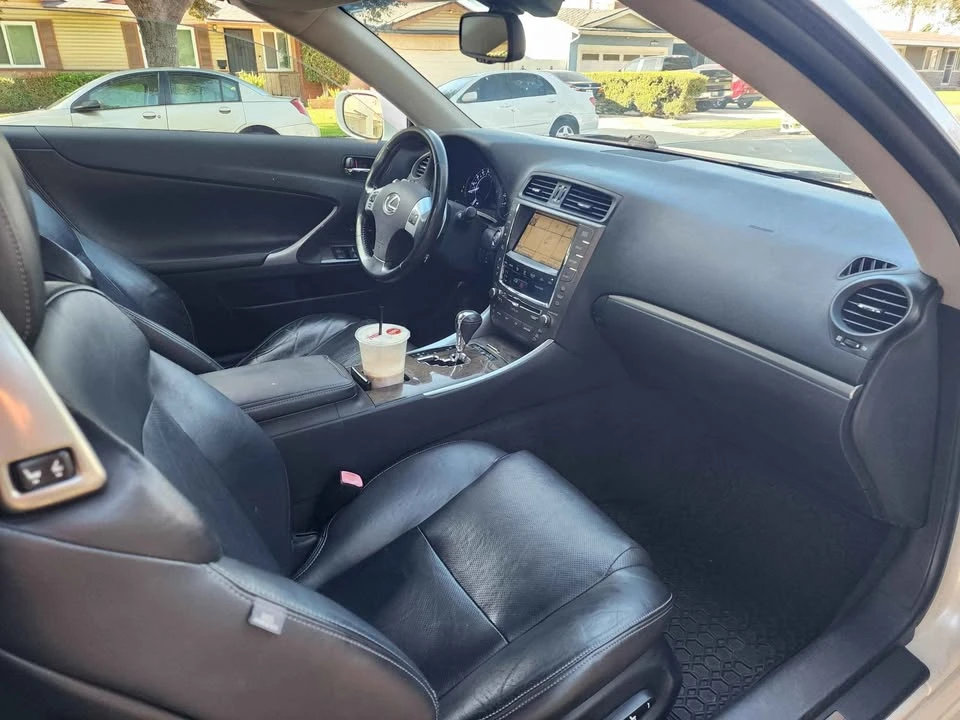 2011 Lexus IS 2nd Gen - Image 11 of 16