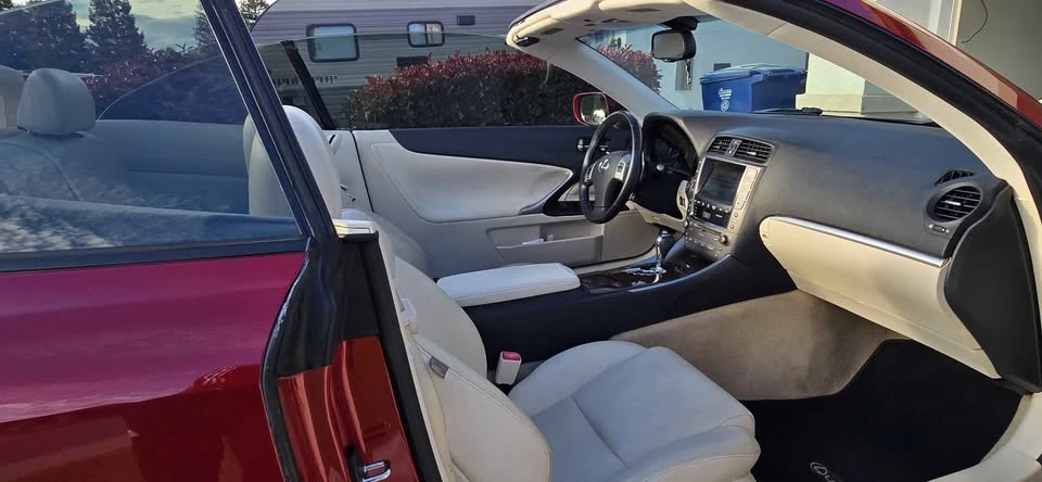 2011 Lexus IS 2nd Gen - Image 7 of 19