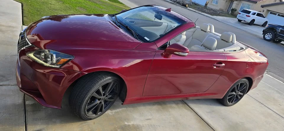 2011 Lexus IS 2nd Gen - Image 17 of 19