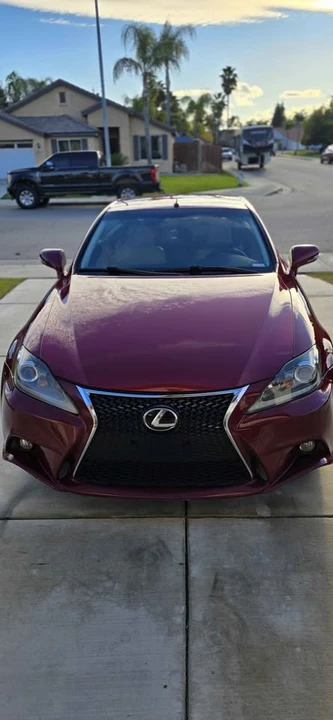 2011 Lexus IS 2nd Gen - Image 9 of 19
