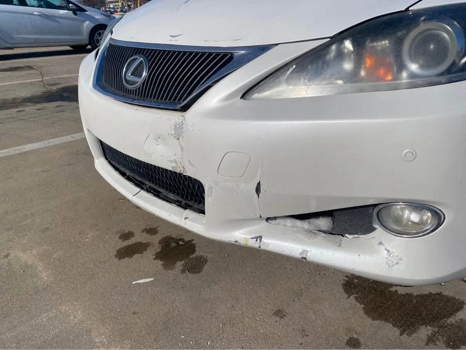2011 Lexus IS 2nd Gen - Image 6 of 9