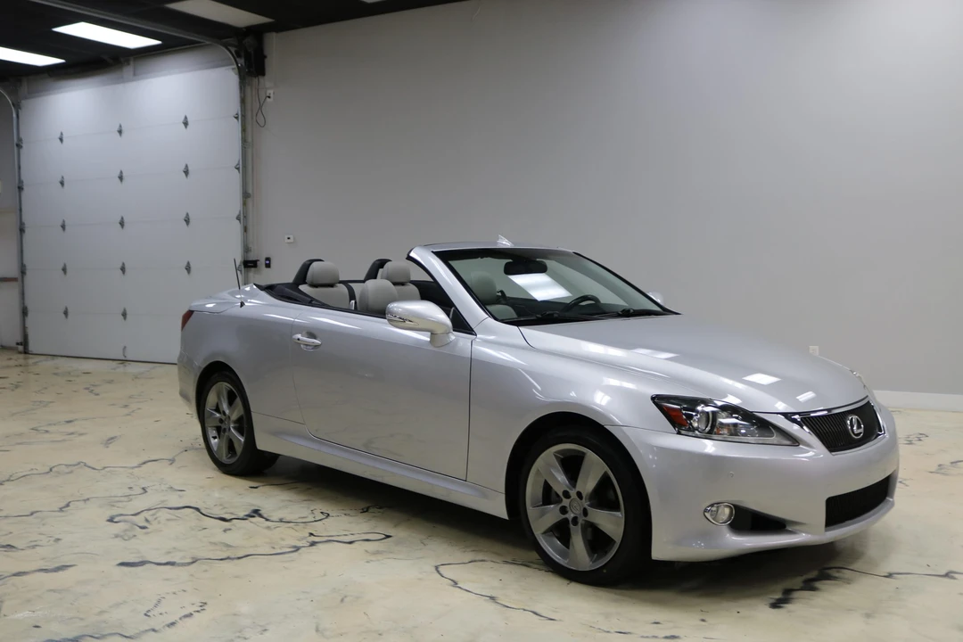 2011 Lexus IS 2nd Gen - Image 13 of 31