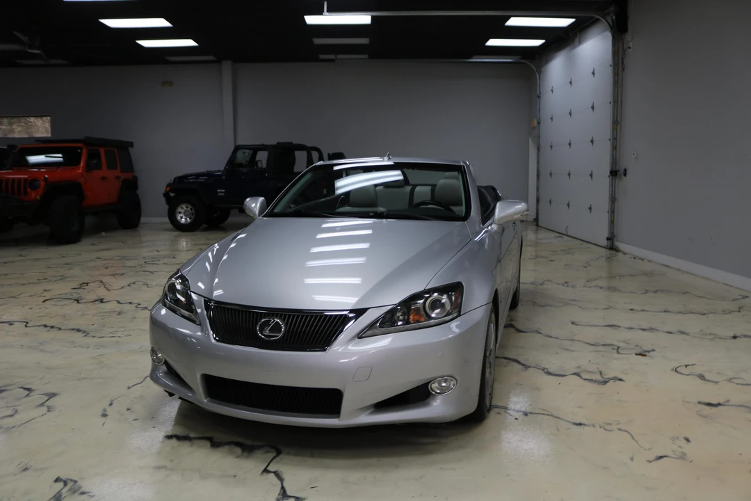 2011 Lexus IS 2nd Gen - Image 6 of 31