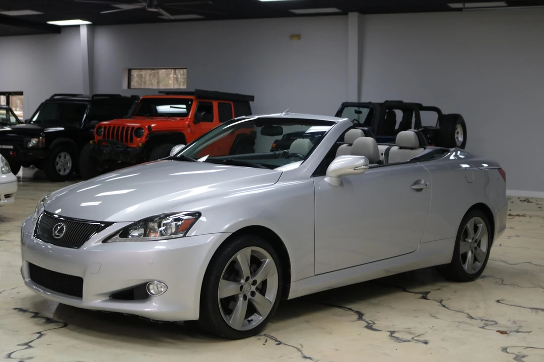 2011 Lexus IS 2nd Gen - Image 4 of 31