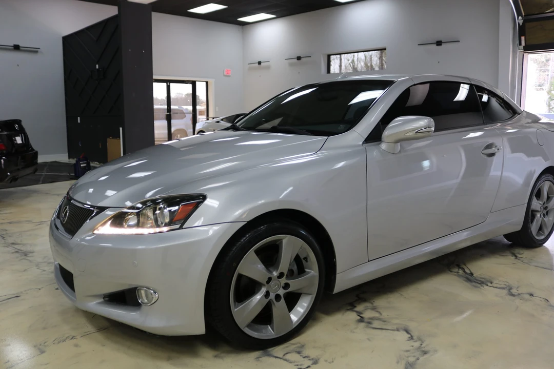 2011 Lexus IS 2nd Gen - Image 22 of 31