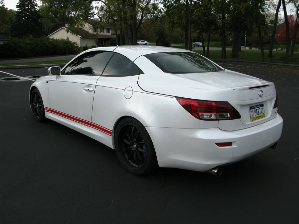 2011 Lexus IS 2nd Gen - Image 11 of 31