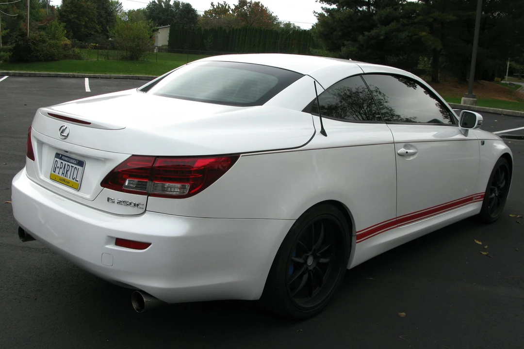 2011 Lexus IS 2nd Gen - Image 13 of 31