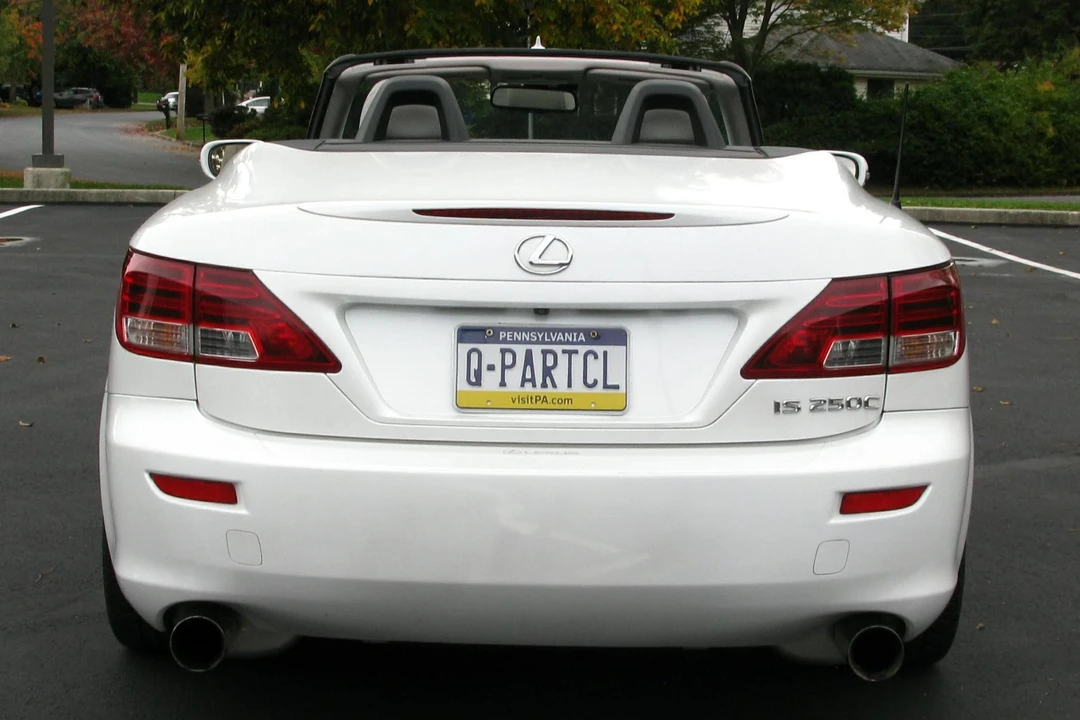 2011 Lexus IS 2nd Gen - Image 5 of 31