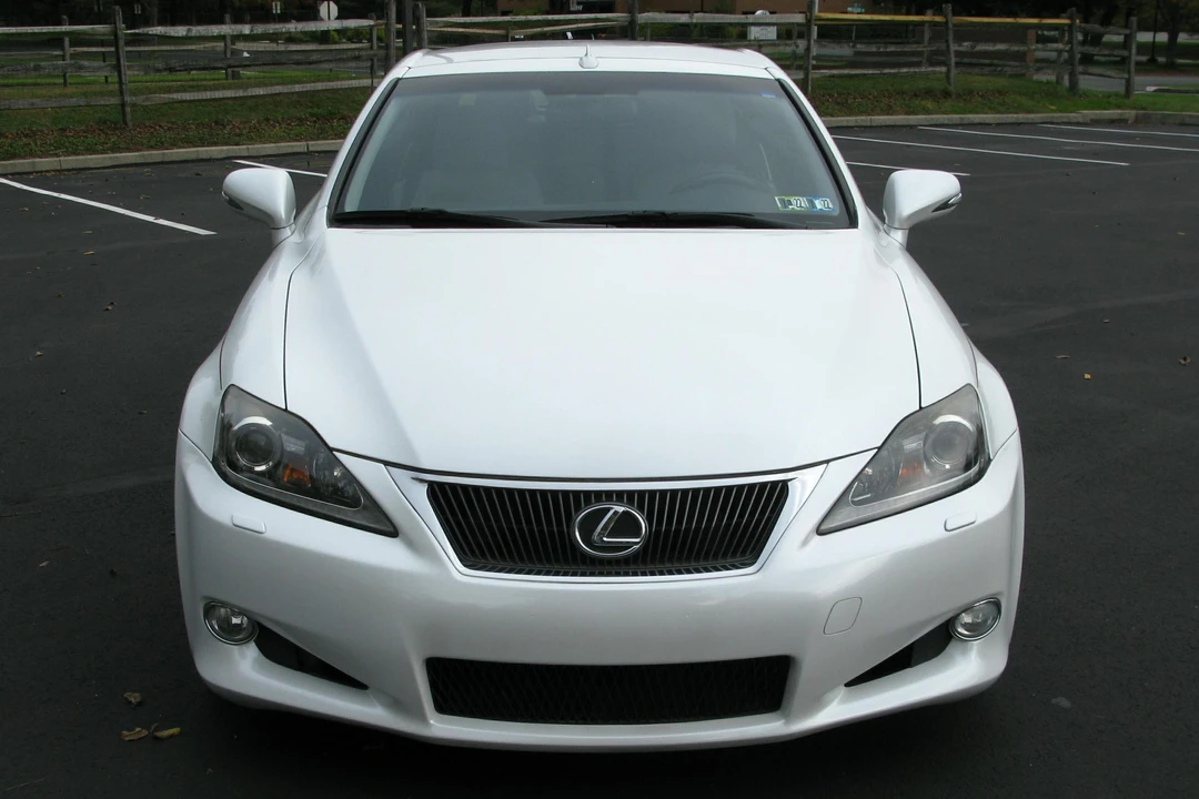 2011 Lexus IS 2nd Gen - Image 8 of 31