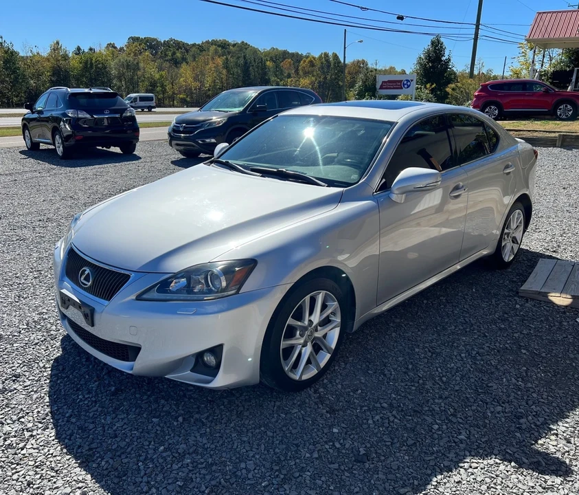 2011 Lexus IS 2nd Gen - Image 4 of 8