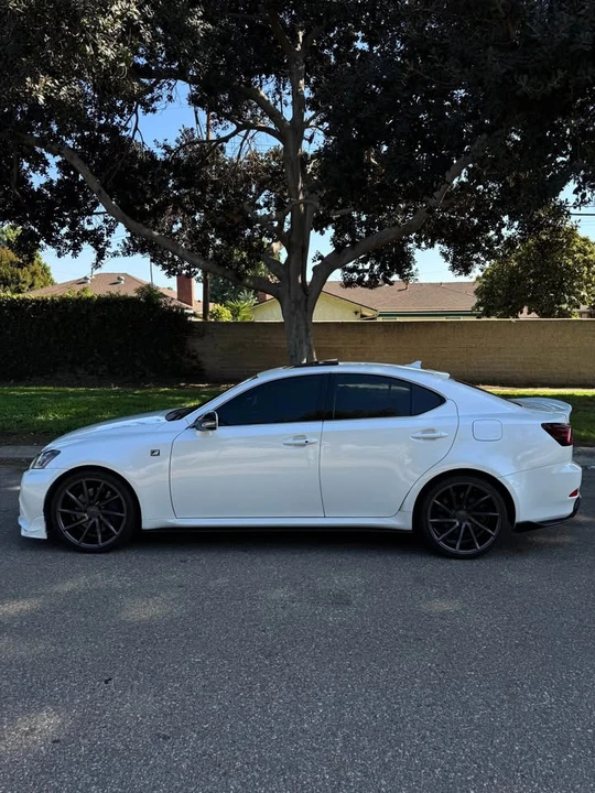 2011 Lexus IS 2nd Gen - Image 5 of 13