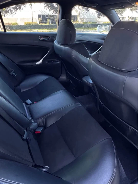 2011 Lexus IS 2nd Gen - Image 12 of 13