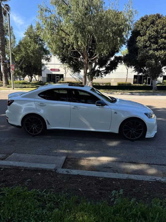 2011 Lexus IS 2nd Gen - Image 6 of 13