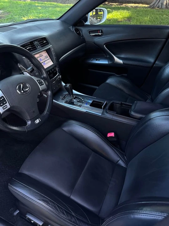 2011 Lexus IS 2nd Gen - Image 7 of 13