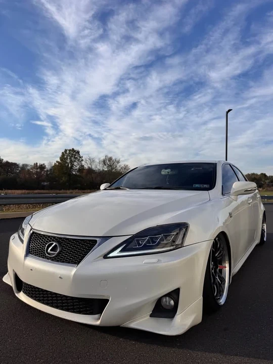 2011 Lexus IS 2nd Gen - Image 2 of 18
