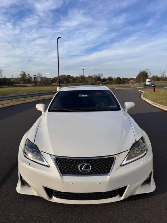 2011 Lexus IS 2nd Gen - Image 3 of 18