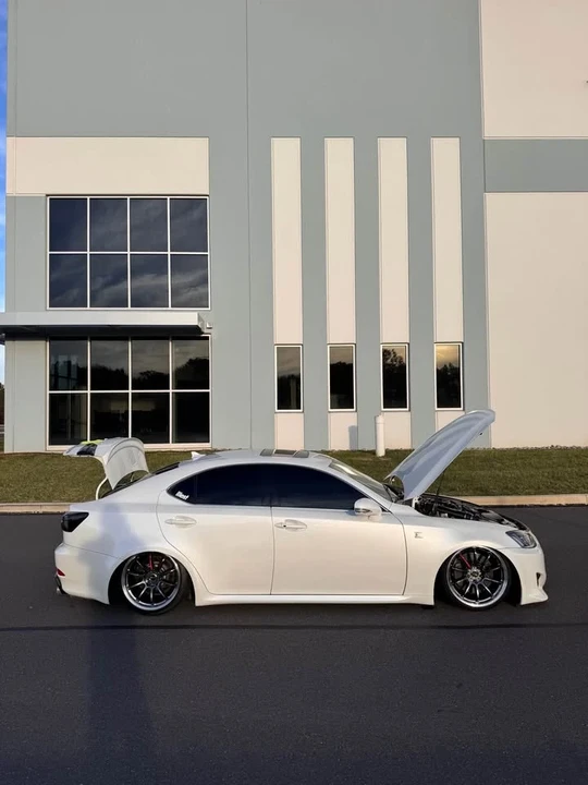 2011 Lexus IS 2nd Gen - Image 17 of 18