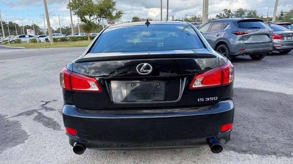 2011 Lexus IS 2nd Gen - Image 4 of 19