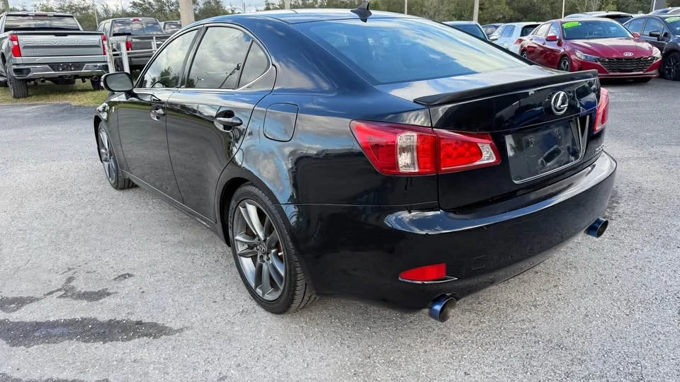 2011 Lexus IS 2nd Gen - Image 9 of 19