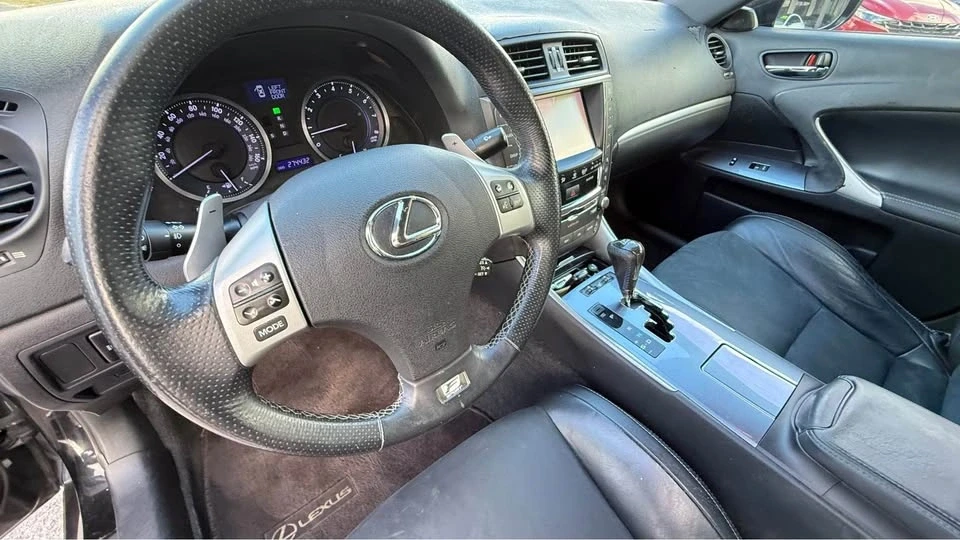 2011 Lexus IS 2nd Gen - Image 11 of 19
