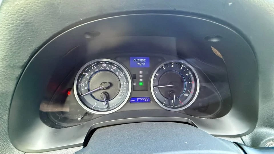 2011 Lexus IS 2nd Gen - Image 13 of 19