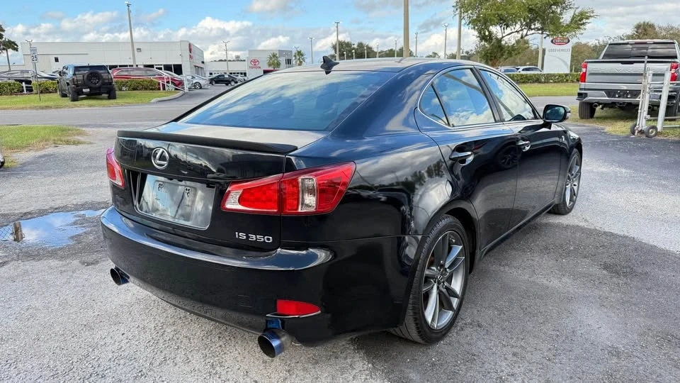 2011 Lexus IS 2nd Gen - Image 6 of 19