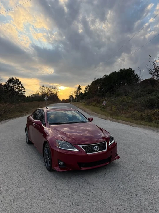 2011 Lexus IS 2nd Gen - Image 8 of 17
