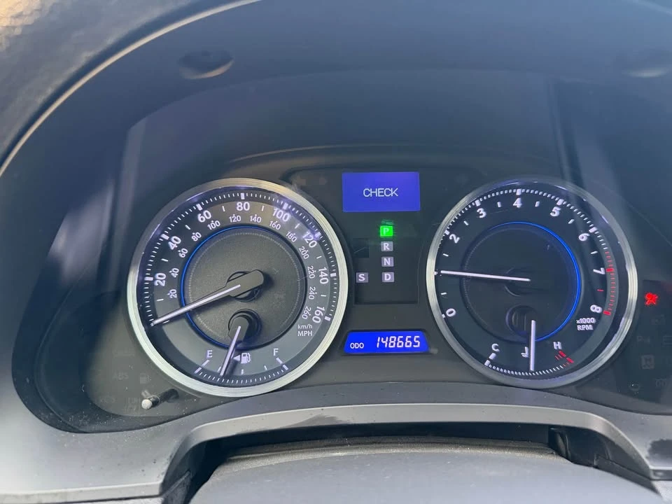 2011 Lexus IS 2nd Gen - Image 14 of 17
