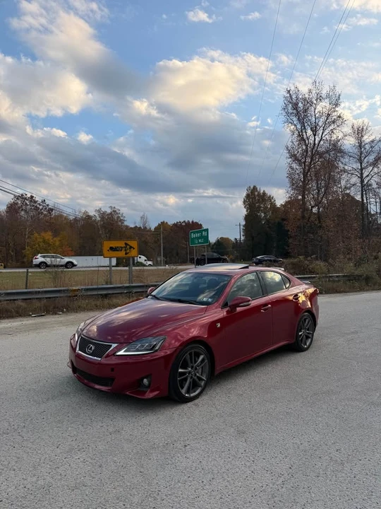 2011 Lexus IS 2nd Gen - Image 2 of 17