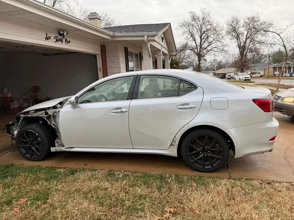2011 Lexus IS 2nd Gen - Image 2 of 7