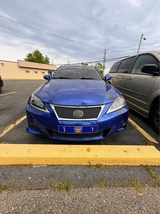 2011 Lexus IS 2nd Gen - Image 2 of 11