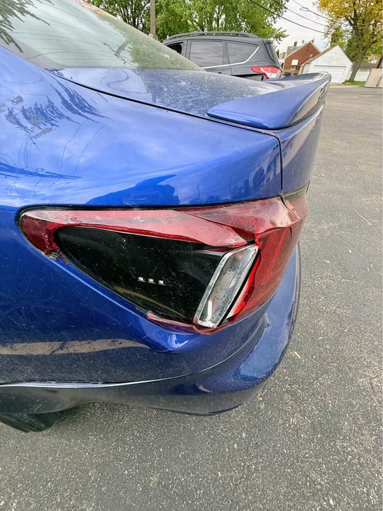 2011 Lexus IS 2nd Gen - Image 10 of 11