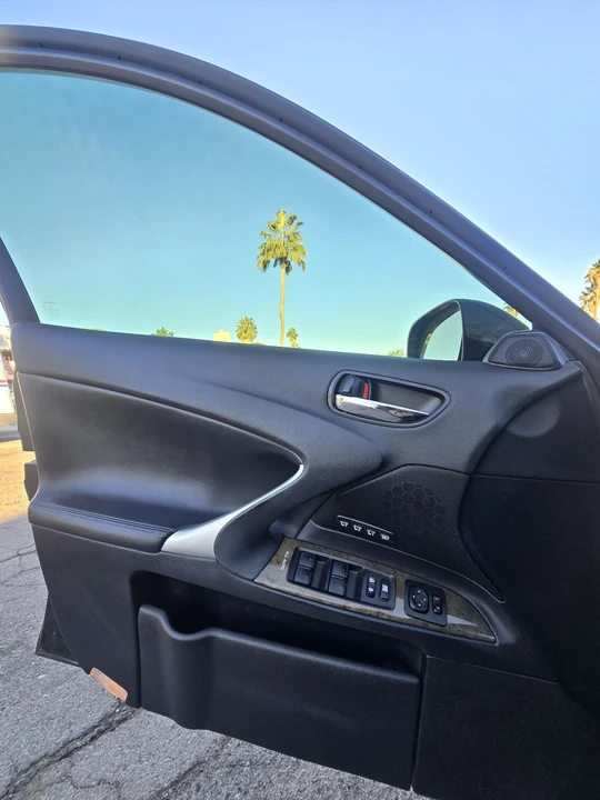 2011 Lexus IS 2nd Gen - Image 19 of 21