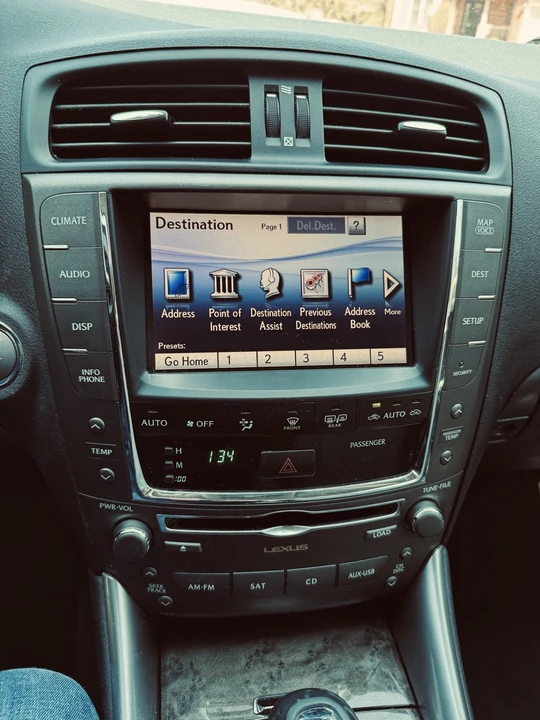 2011 Lexus IS 2nd Gen - Image 11 of 13