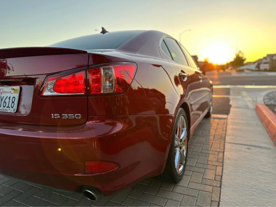 2011 Lexus IS 2nd Gen - Image 5 of 15