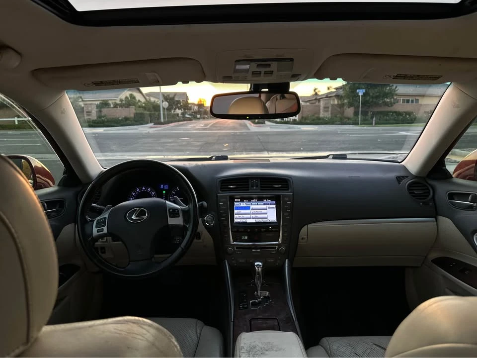 2011 Lexus IS 2nd Gen - Image 11 of 15