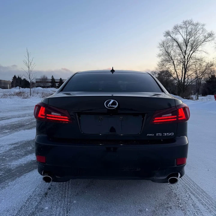 2011 Lexus IS 2nd Gen - Image 4 of 15