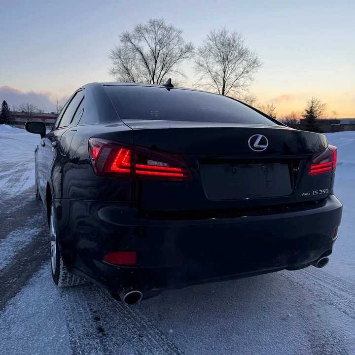 2011 Lexus IS 2nd Gen - Image 3 of 15